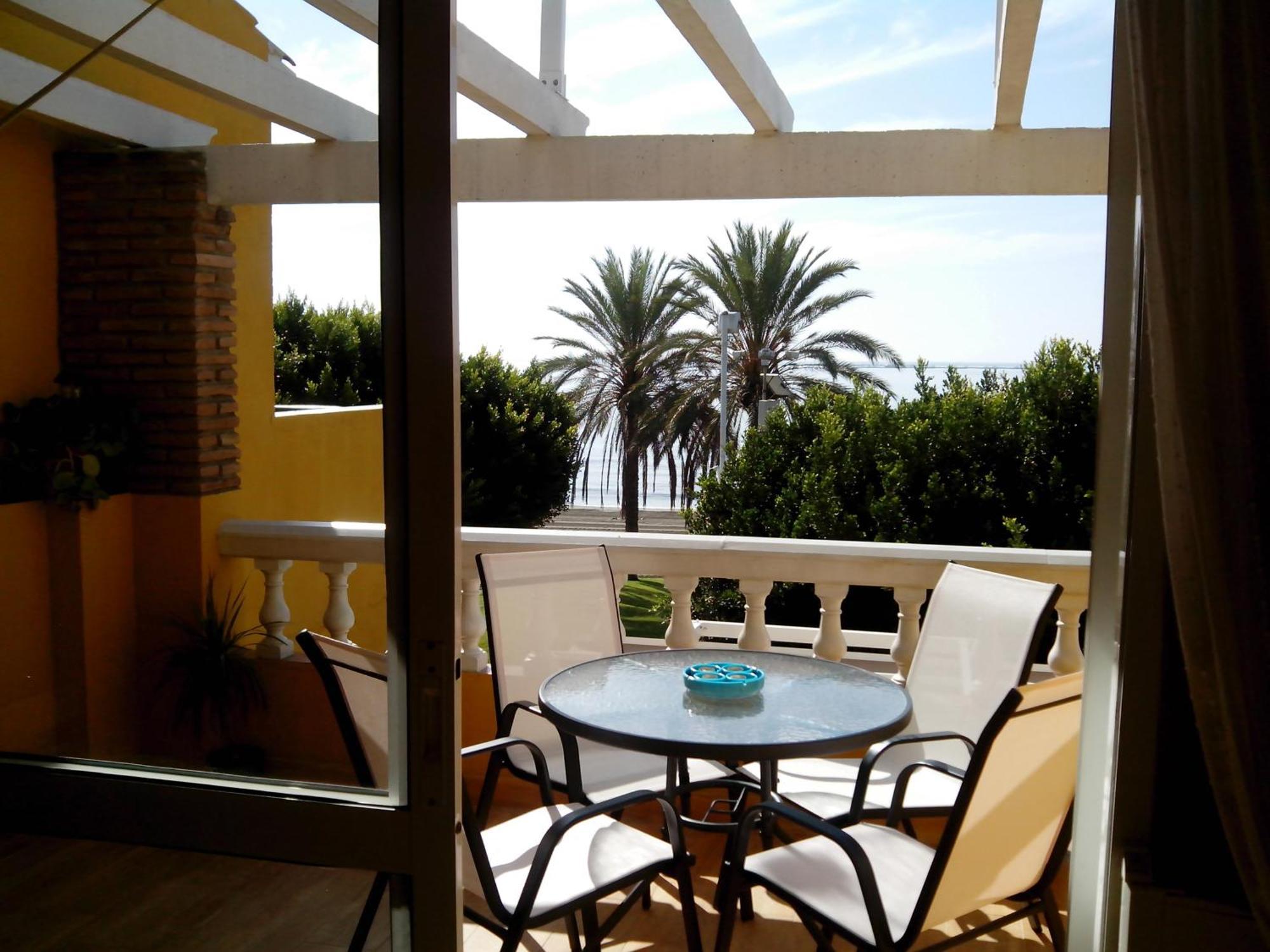 Aunt Antonia Beach House Μάλαγα Εξωτερικό φωτογραφία