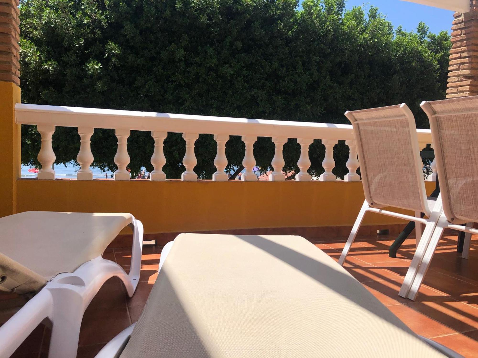 Aunt Antonia Beach House Μάλαγα Δωμάτιο φωτογραφία