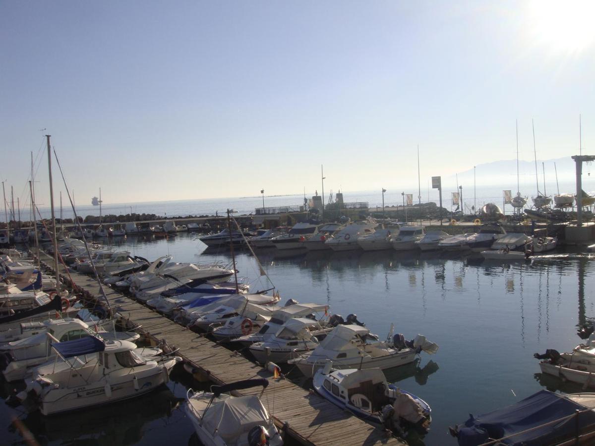 Aunt Antonia Beach House Μάλαγα Εξωτερικό φωτογραφία